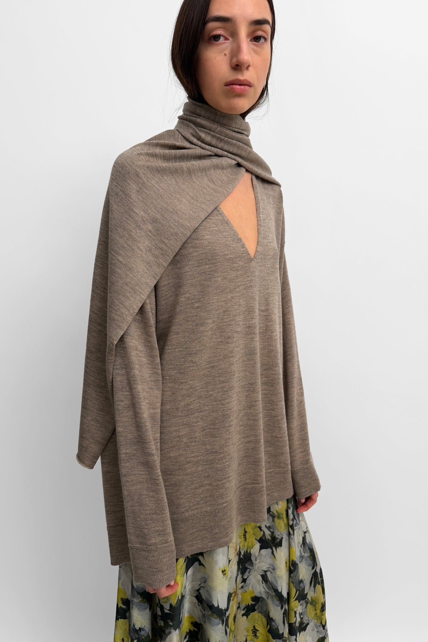 The Phylis wool scarf sweater
