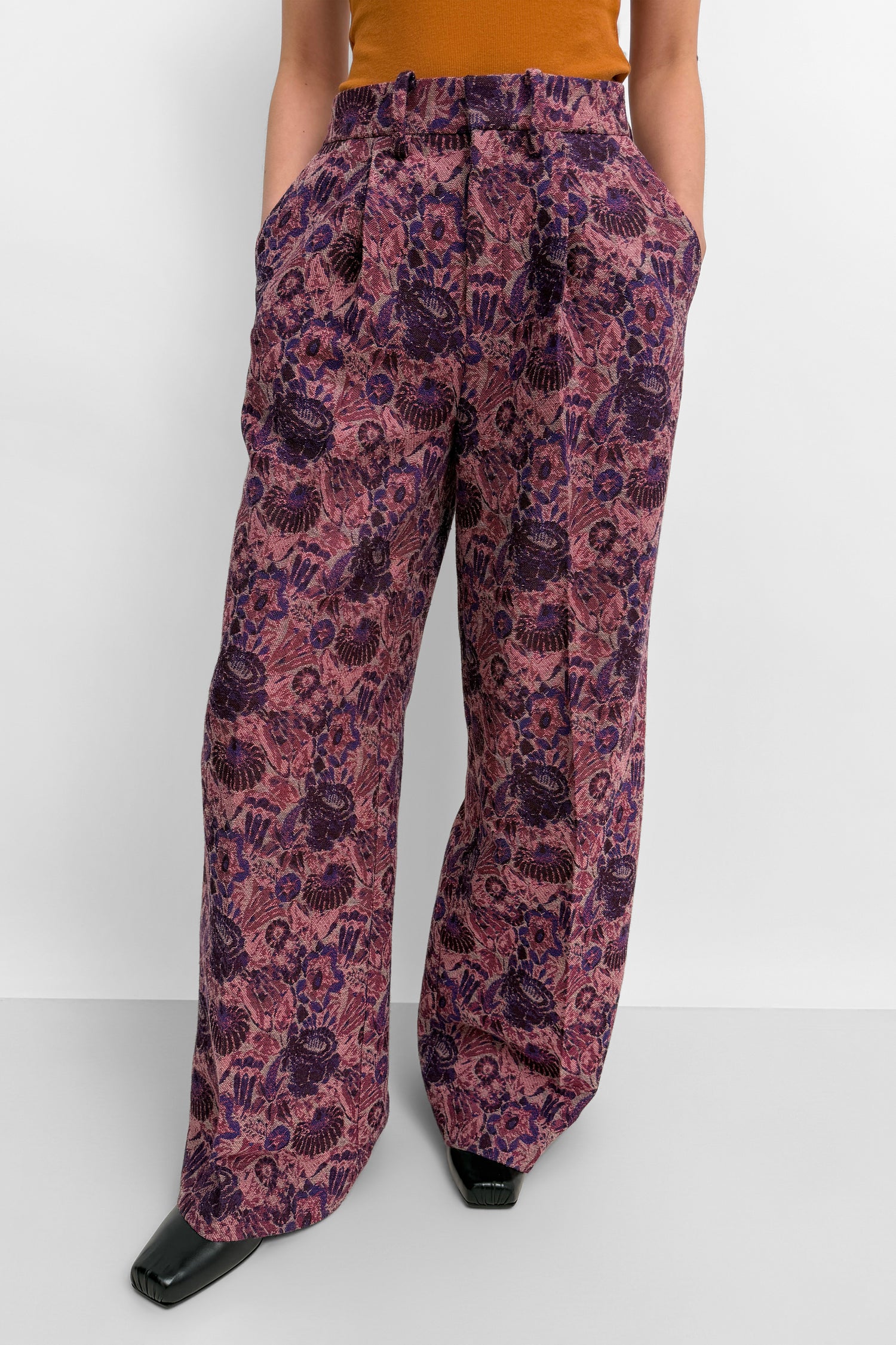 The Lorna pleat pant